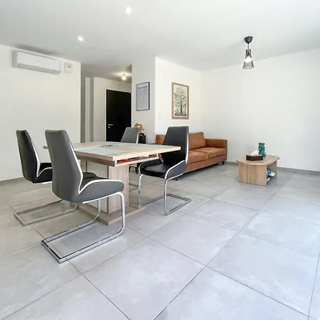 Apartment Magnifique T3 *