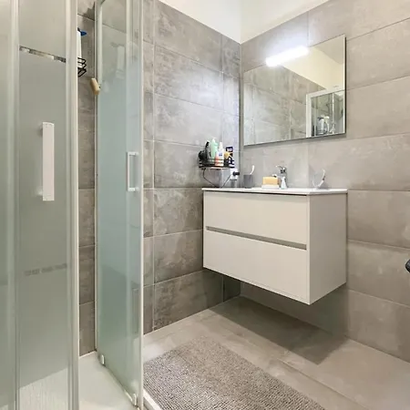 Apartment Magnifique T3 *